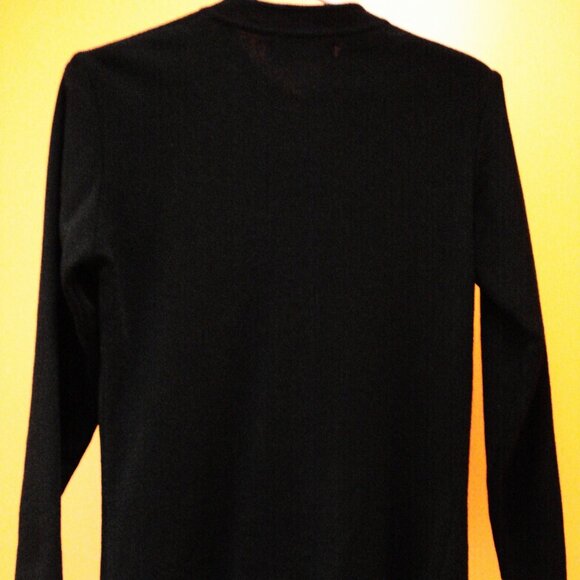 Mandarin-Inspired Sweater for Fall - Picture 2 of 5